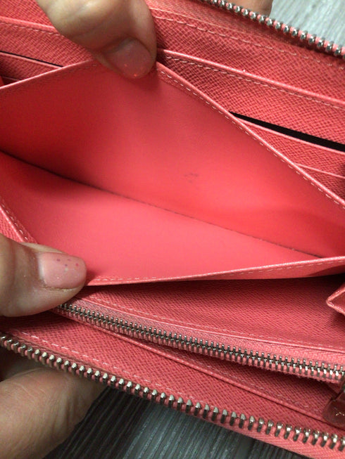Louis Vuitton Epi Leather Zip Wallet Rose Indien